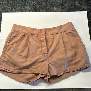 Aritzia Wilfred light brown linen blend  shorts size 4